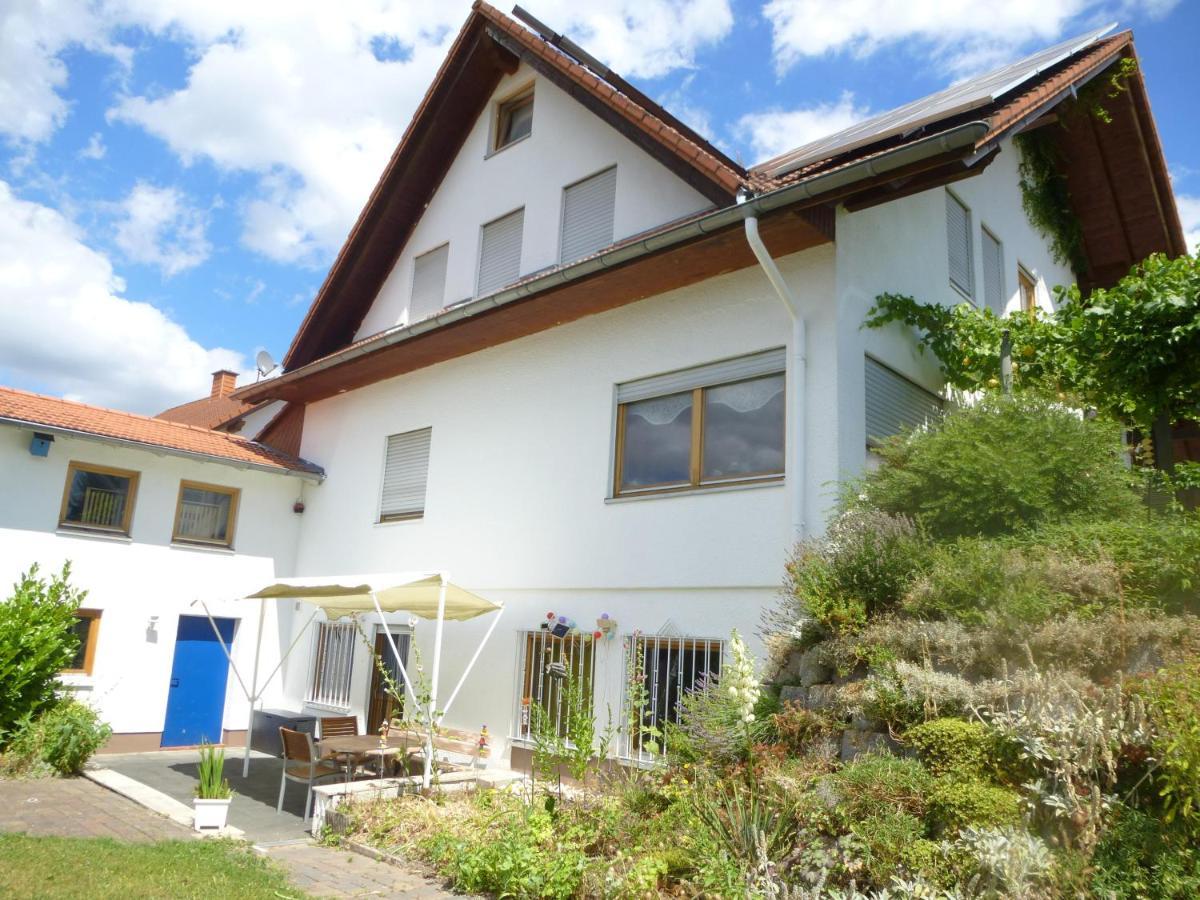 Jung Im Johannisborn Apartment